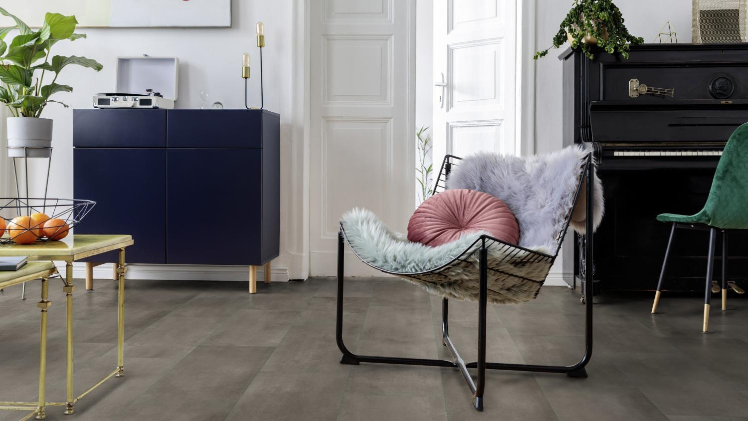 TH-stein-alasco-gesandelt-stone-edition-debo-1101250315-1-Homeoffice-01