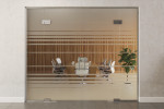 Frontansicht von Selina Motiv klar 2-flg. Glaspendeltür mit zwei festen Seitenteilen und Oberlicht DORMA Mundus BTS Variante 12 - Erkelenz