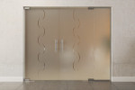 Frontansicht von Atessa Motiv klar 2-flg. Glaspendeltür mit festem Seitenteil DORMA Mundus BTS Variante 5 - Erkelenz