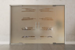 Frontansicht von Bukarest Motiv klar 2-flg. Glaspendeltür mit zwei festen Seitenteilen DORMA Mundus BTS Variante 6 - Erkelenz