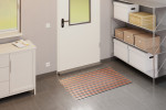 Milieubild Garage mit Metallregal, Schrank und Aluprofilmatte KLASSIK Rips T01PP schwarz / Work B08 orange - Entrada