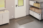 Milieubild Garage mit Metallregal, Schrank und Aluprofilmatte ROYAL Rips T12PP sand / Safe R01V schwarz - Entrada