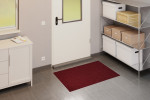 Milieubild Garage mit Metallregal, Schrank und Kokosmatte bordeaux 060 100 cm - Entrada