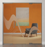 Bild von Sinus 2 Motiv matt Glaspendeltür mit zwei festen Seitenteilen DORMA Mundus BTS Variante 3 - Erkelenz