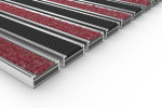 Schräge Detailansicht von Aluprofilmatte KLASSIK Rips T09PP rot / Safe R01V schwarz - Entrada