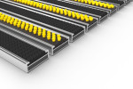 Schräge Detailansicht von Aluprofilmatte KLASSIK Safe R01V schwarz / Work B09 gelb - Entrada