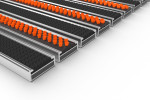 Schräge Detailansicht von Aluprofilmatte KLASSIK Safe R01V schwarz / Work B08 orange - Entrada