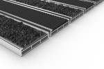Schräge Detailansicht von Aluprofilmatte ROYAL Rips T01PP schwarz / Safe R01V schwarz - Entrada