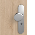Detailansicht der Oberfläche von GARANT Wohnungseingangstür Authentic Achat GCK08 mit Lichtausschnitt LA-4 bandseitig