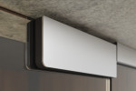 Detailansicht von Algo Motiv matt Glaspendeltür mit zwei festen Seitenteilen DORMA Mundus BTS Variante 3 - Erkelenz