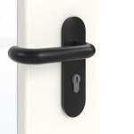 Detailansicht der Oberfläche von GARANT Rauchschutztür 0105-60 Pearl White CePaL mit Lichtausschnitt LA-DIN