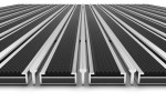 Detailansicht frontal von Aluprofilmatte KLASSIK Safe R01V schwarz / Kratzleiste - Entrada