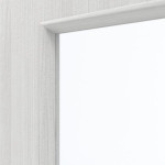 Detailansicht des Lichtausschnitts von GARANT Wohnungseingangstür Authentic Grigio CePaL mit Lichtausschnitt LA-8