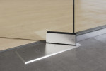 Bodentürschließer von Amara Motiv matt 2-flg. Glaspendeltür mit einem Seitenteil und Oberlicht DORMA Mundus BTS Variante 11 - Erkelenz