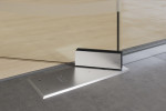 Bodentürschließer von Cristall Motiv matt 2-flg. Glaspendeltür mit zwei festen Seitenteilen und Oberlicht DORMA Mundus BTS Variante 12 - Erkelenz