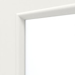Detailansicht des Lichtausschnitts von HUGA Innentür Piano 1 Weißlack Classic mit Lichtausschnitt LA