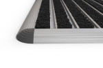 Frontale Detailaufnahme von Schuhabtreter HOME Brush BL01 schwarz 60 x 42 cm - Entrada