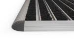 Frontale Detailaufnahme von Schuhabtreter HOME Brush BL01 schwarz 75 x 50 cm - Entrada
