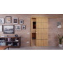 Front-Milieuansicht der vor der Wand laufenden CLASSEN Schiebetür 6.9 Hickory Eiche CPL