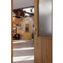 CloseUp-Milieuansicht von CLASSEN Innentür 4.2 Hickory Eiche CPL mit Lichtausschnitt