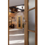 CloseUp-Milieuansicht von CLASSEN Innentür 4.5 Hickory Eiche CPL mit Lichtausschnitt