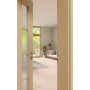 CloseUp-Milieuansicht von GARANT Zimmertür Quer Authentic Sand GCK08 mit Lichtausschnitt LA-4 schlossseitig Sprosse SP10