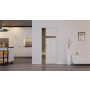 Front-Milieuansicht der in der Wand laufenden HÖRMANN Schiebetür Pure 1 Eiche Weiß Duradecor DesignLine mit Lichtausschnitt quer