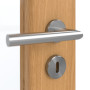Detailansicht der Oberfläche von GARANT Zimmertür Eiche Premium GCK08 mit Lichtausschnitt LA-3 Sprosse SP2