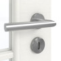 Detailansicht der Oberfläche von GARANT Zimmertür Quer Authentic Bianco CPL mit Lichtausschnitt LA-5 schlossseitig Sprosse SP10