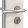 Detailansicht der Oberfläche von GARANT Feuchtraumtür Quer Authentic Perl GCK08 mit Lichtausschnitt LA-6