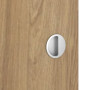 Detailansicht der Oberfläche von CLASSEN Schiebetür 4.11 Hickory Eiche CPL mit Lichtausschnitt