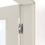 Detailansicht der Bänder von CLASSEN Innentür-Set Weiß RAL 9010 CPL 4.3 stumpfeinschlagend mit Zarge und Drücker